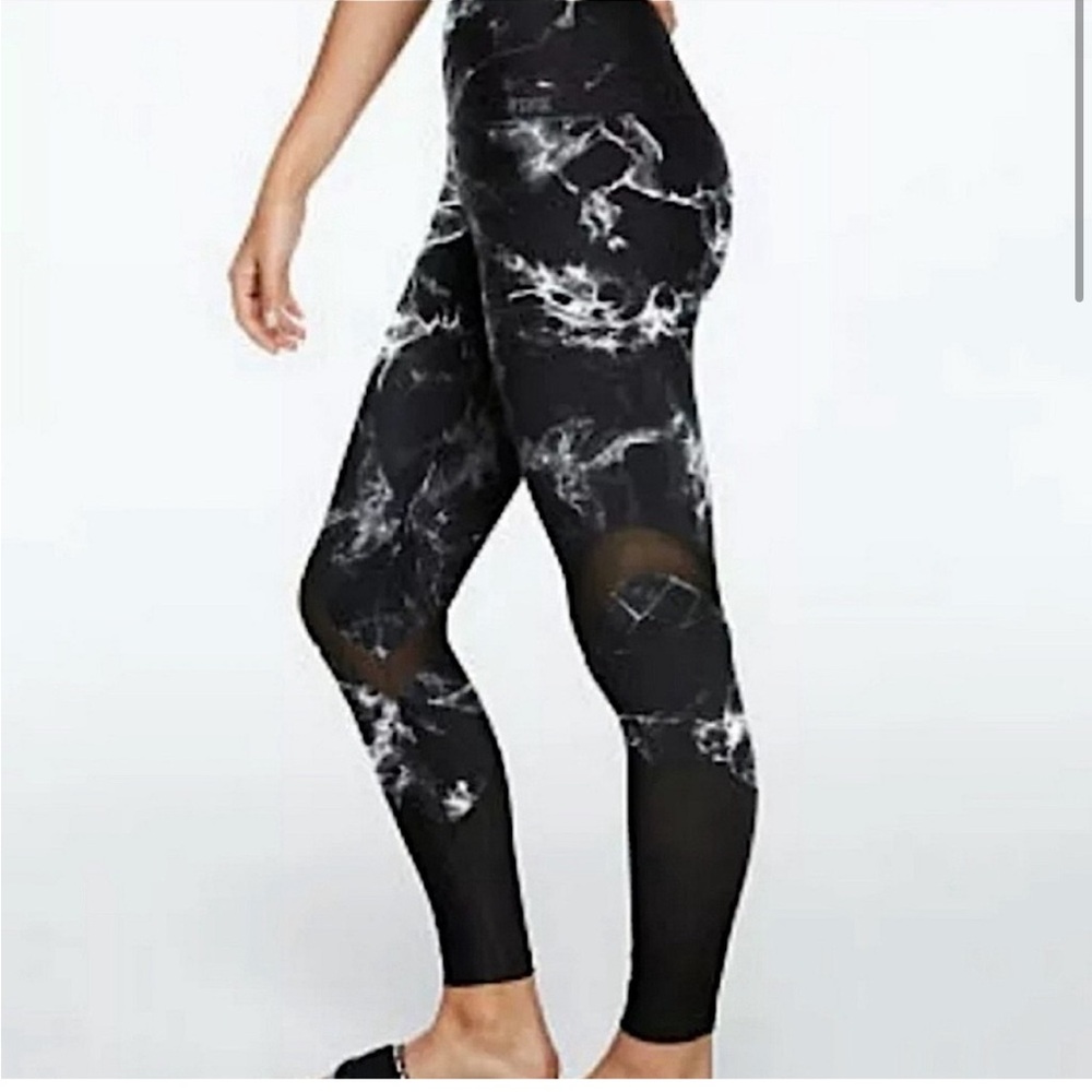 Victoria’s Secret PINK Workout Leggings